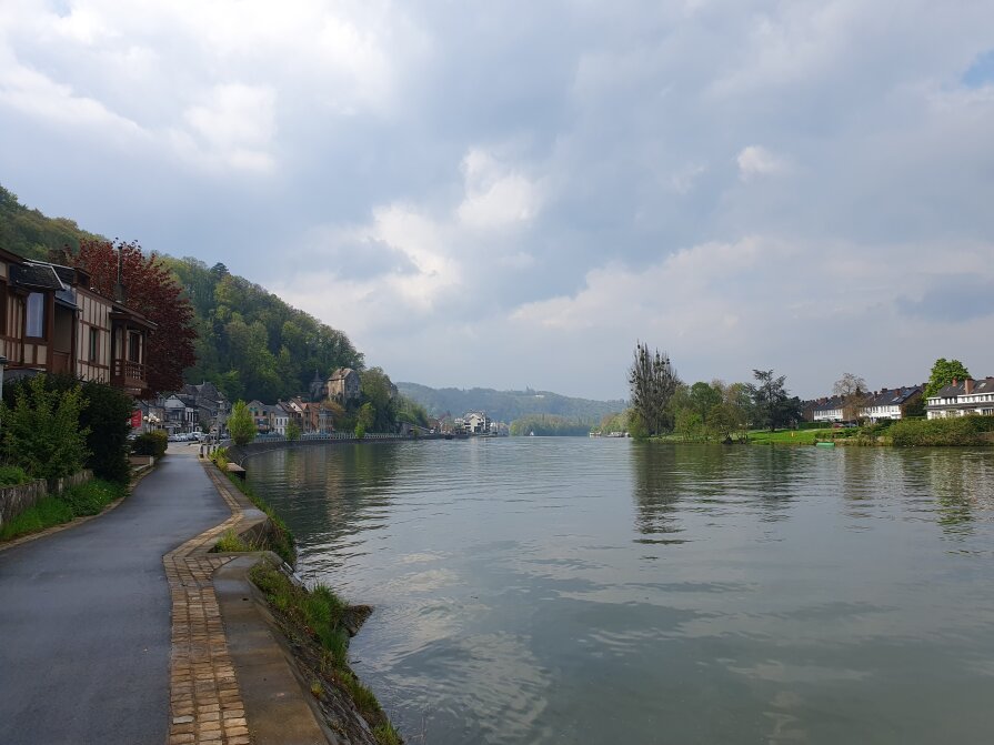 76 km - The Maas river near Namur, Belgium