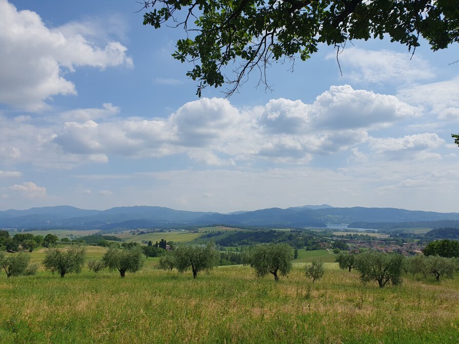 1689 km - Tuscany, Italy